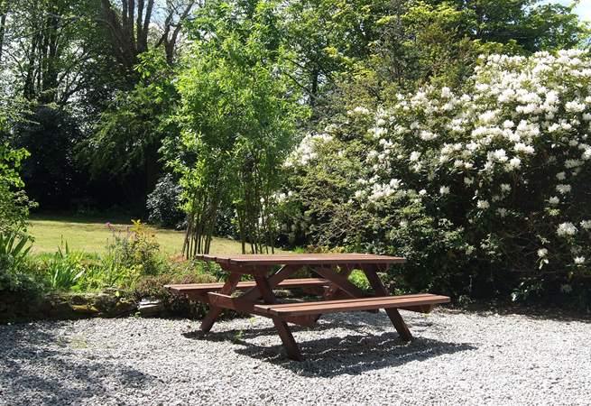 The garden is a lovely place to relax and enjoy meals in the sunshine.