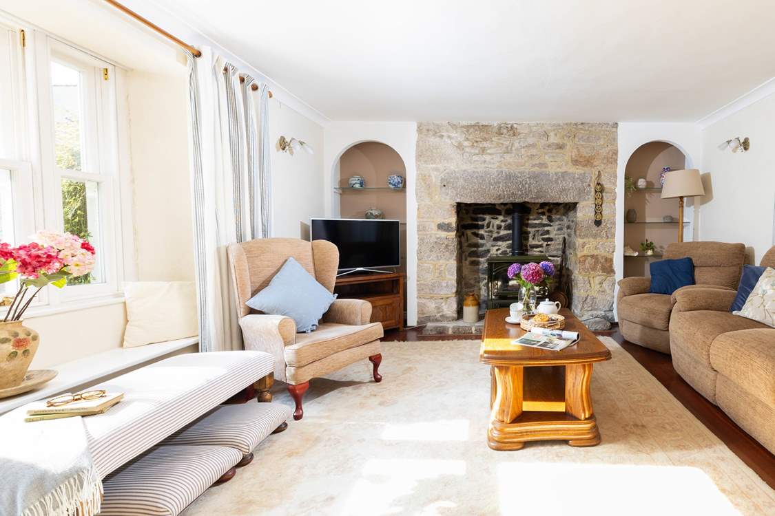 What a charming sitting room to spend time together in.