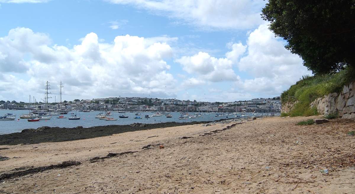 Flushing has its own little beach looking out across the water to Falmouth.