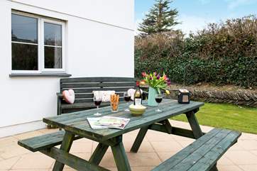 This is a delightful spot for dining al fresco.