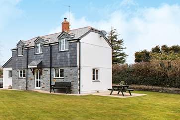 The Haven is a delightful detached cottage with a lovely large garden for all to enjoy.