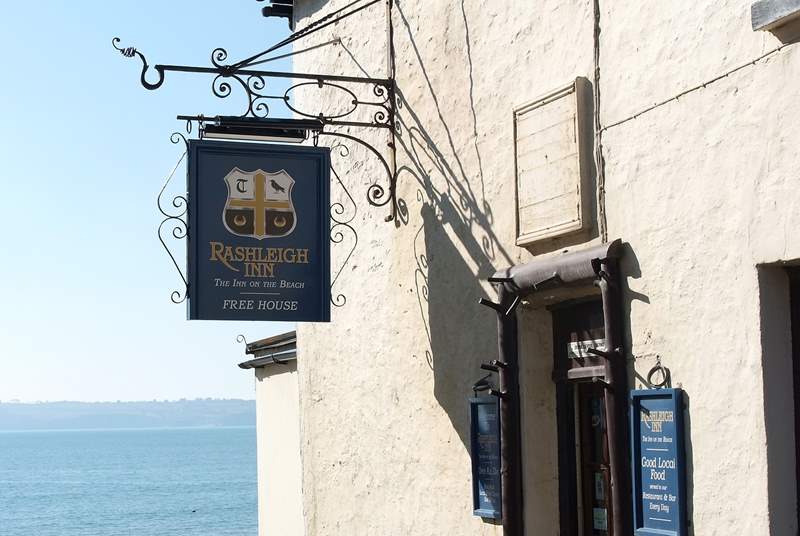 The Rashleigh Arms is right by the beach in pretty Polkerris.