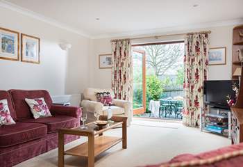 Top quality furnishings and decor throughout the cottage.