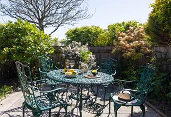 Meals al fresco are a must!