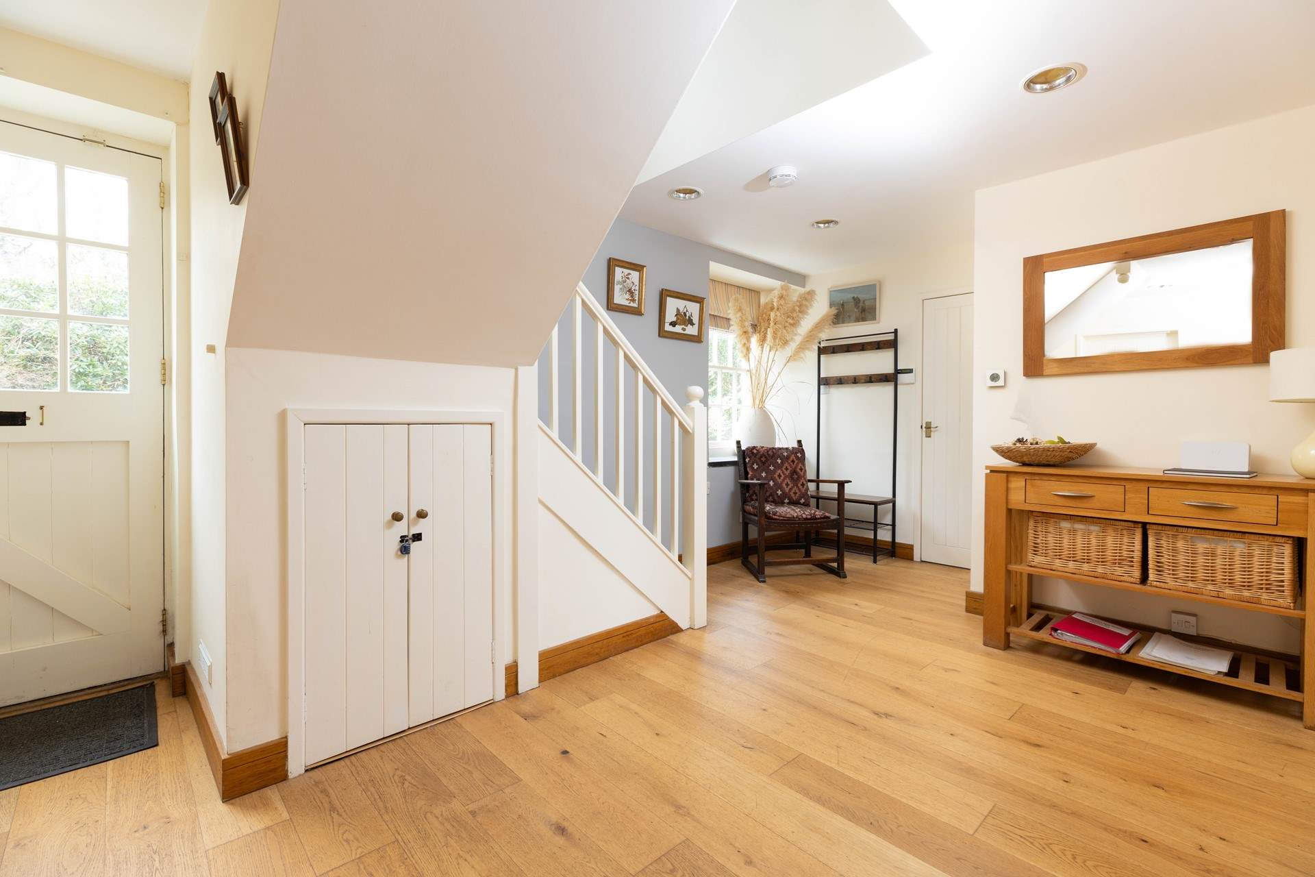 The large entrance hall is a lovely welcome. 