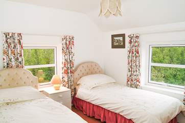 Bedroom 4, the twin bedroom.