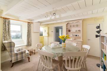 The gorgeous dining room.