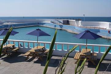 The outdoor Jubilee Pool in nearby Penzance.