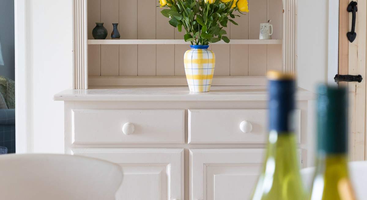 Gather round and share the days adventures in this cosy cottage.