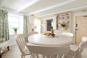 The gorgeous dining-room.