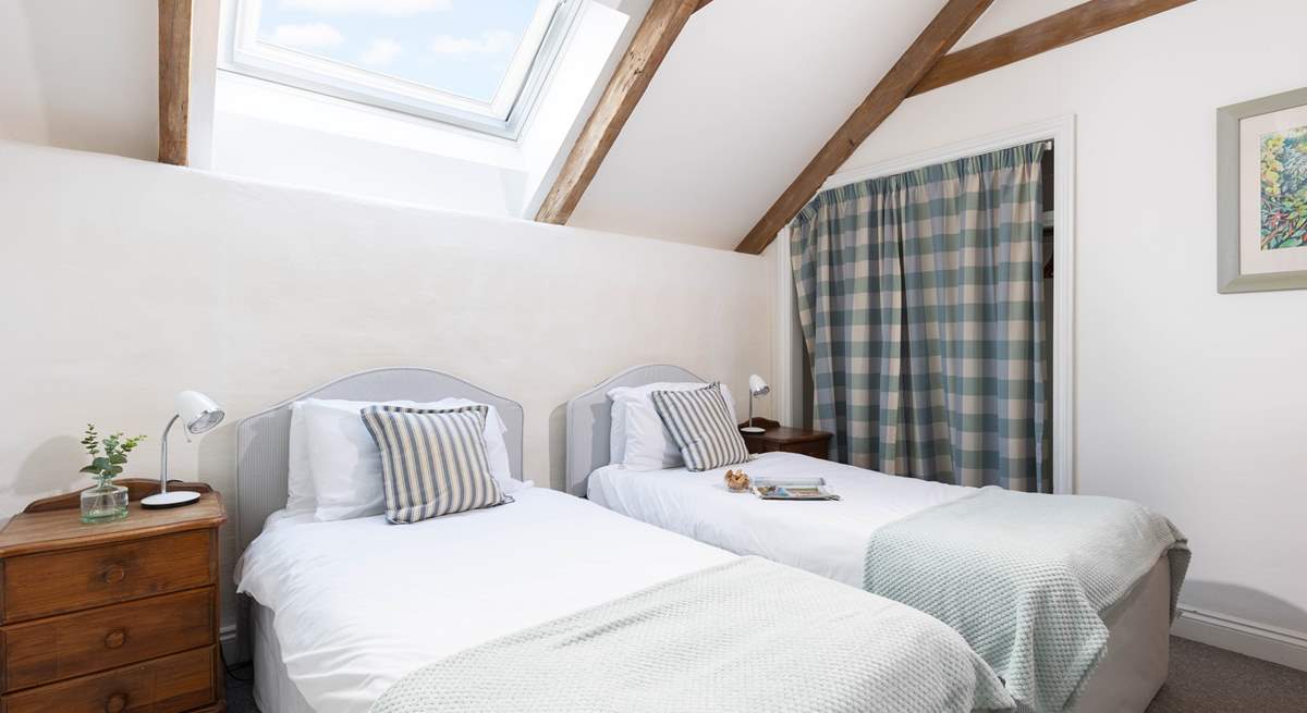 A light and airy room with a Velux window. 