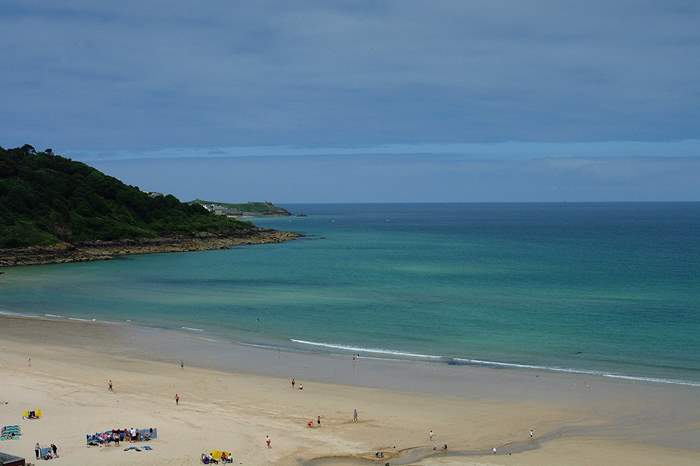 The Mermaid’s Purse is a 2 bedroom holiday apartment with sea views in St Ives, West Cornwall.