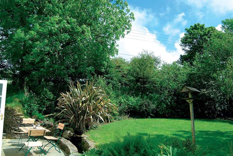 The garden is a sun-trap and ideal for al fresco dining.