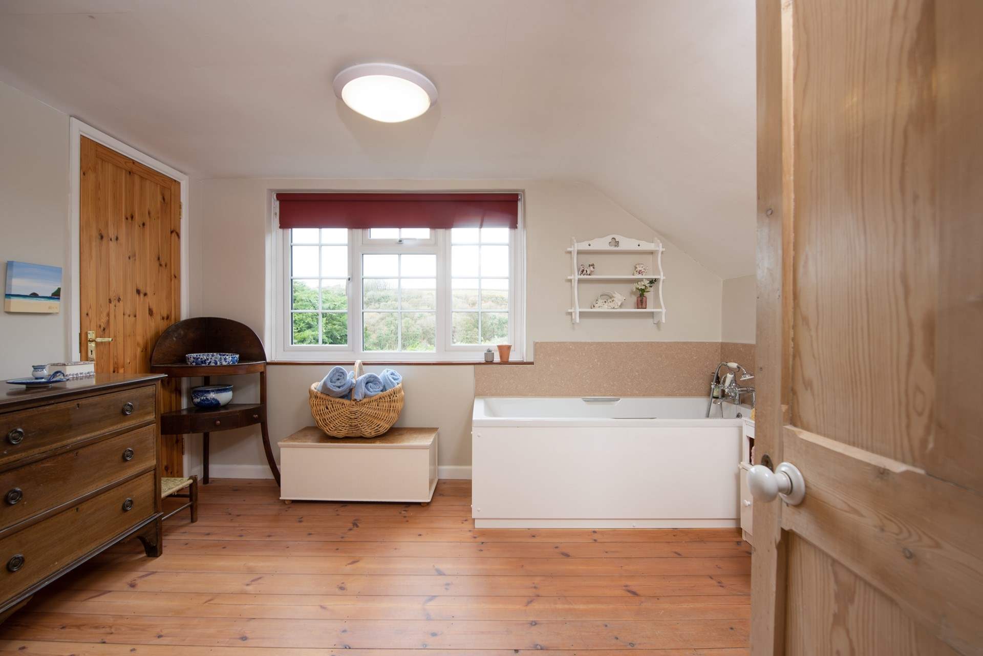 The spacious family bathroom on the first floor.