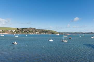 Looking towards Flushing just across the river and the Roseland Peninsula in the distance.