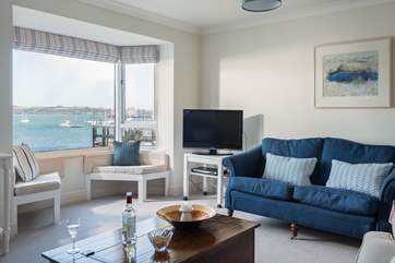 The Prince of Wales Pier is close by (seen through the window) and foot ferries sail to Flushing, Truro, the Helford River and St Mawes.