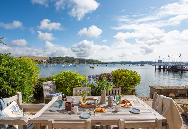 The Prince of Wales Pier can be seen to the right from the terrace. Here you can board vessels and sail to Flushing, Trelissick Gardens, the Helford river and St Mawes.