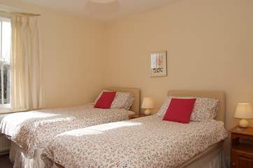 Bedroom 2 has 'zip and link' (double or twin) beds.