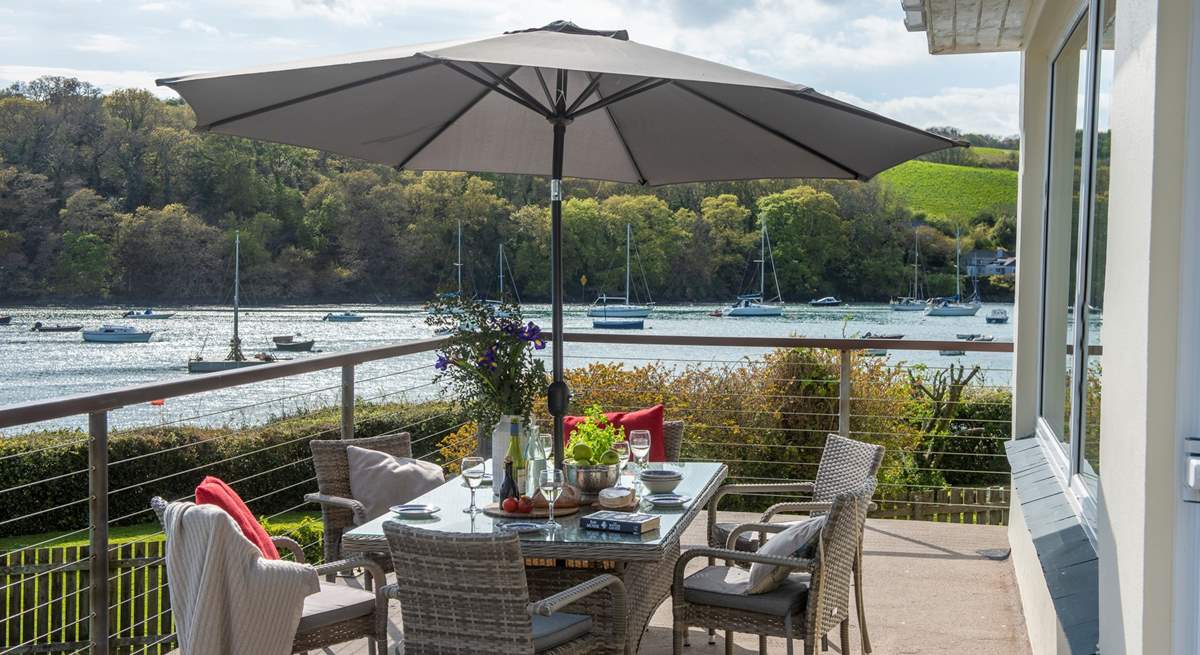 Lunch on the terrace enjoying that wonderful view.