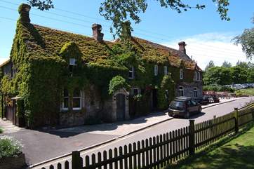 This is the very popular Bankes Arms - an easy walk from Sunnyholme.