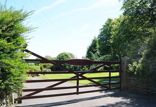 The entrance to Trevithick Park from the little access lane.