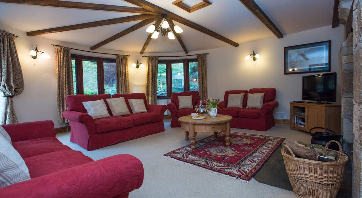 The large circular sitting-room.