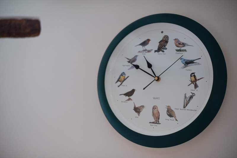 This clock chirps the hour...or hoots when it's an owl!