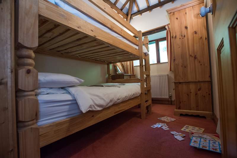 Bedroom 4 has bunk-beds.
