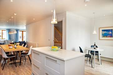 A light and sociable space.