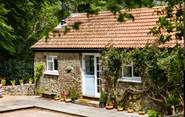 Welcome to Little Yeo,  one of the cutest cottages in North Devon.
