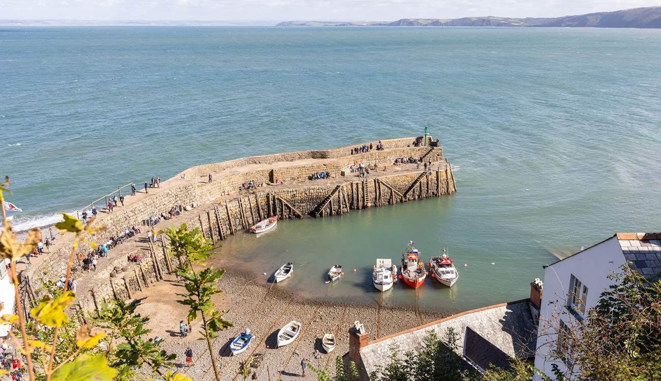 Clovelly harbour is so pretty.