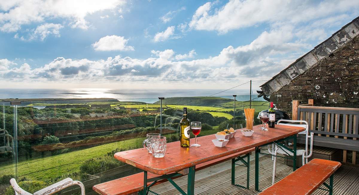 Mealtimes will be a treat from the decking area.