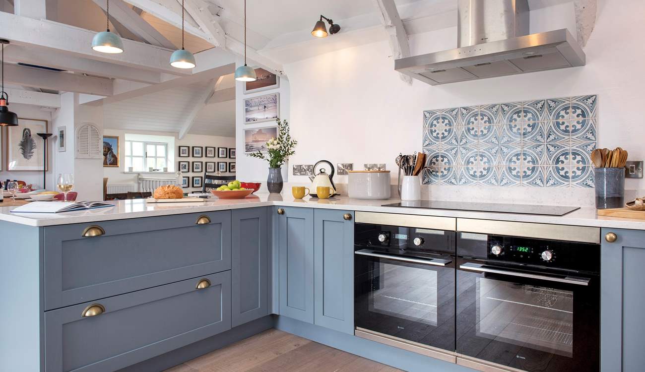 Double ovens and the large hob are just what you need when catering for a crowd.