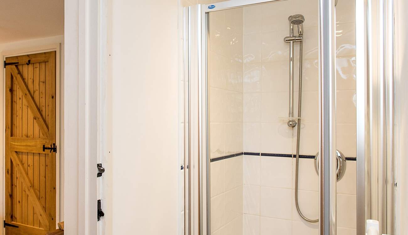 And of course, this bedroom also has an en suite shower-room.