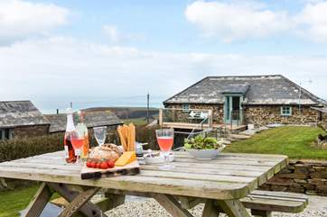 When you dine al fresco you can really appreciate the stunning views.