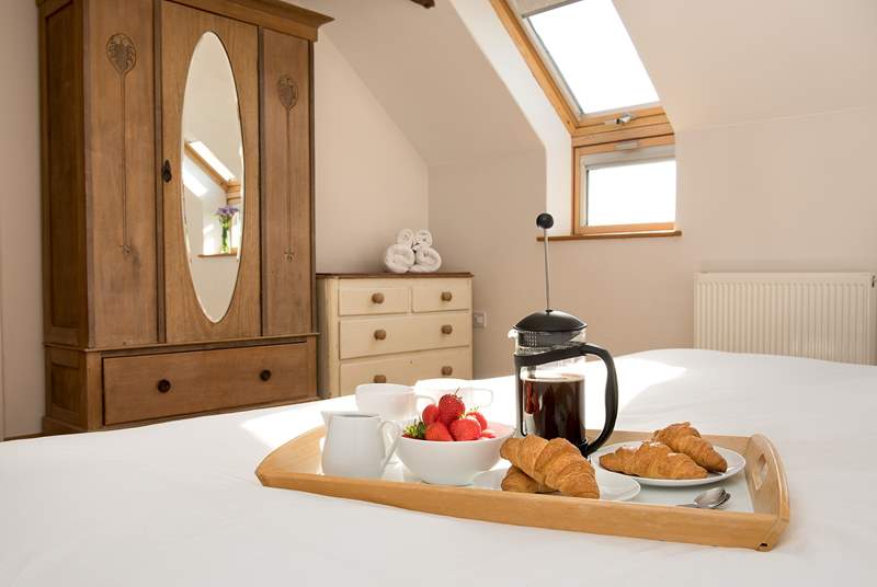 Breakfast in bed, why not, you are on holiday!