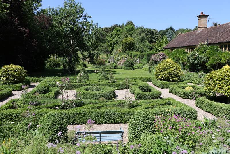 The Manor House gardens are a delight and all guests are warmly welcomed to explore. They include the tennis court and the barbecue barn which are for you to enjoy too.