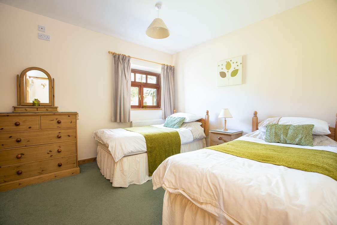 The twin  bedroom (Bedroom 2).