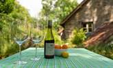 The cottage is so cosy for evenings in or out-of-season, and the garden is ideal for eating al fresco. - Thumbnail Image