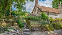 Week Cottage is a self-contained part of an historic farmhouse on the edge of Exmoor. The setting is peaceful, off the beaten track, yet very easy to get to.