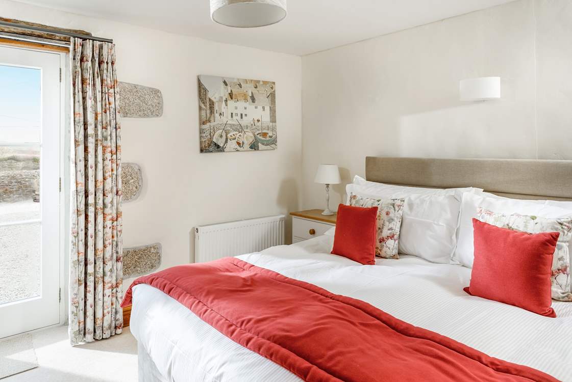 Gorgeous linens ensure a great night's sleep.