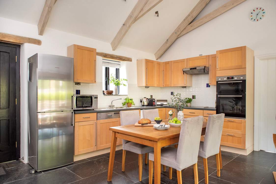 Linger over leisurely holiday meals