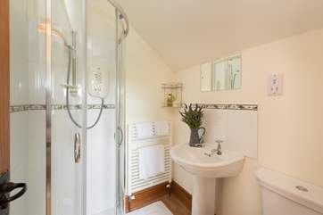 This is the en suite shower-room for the first floor double bedroom.