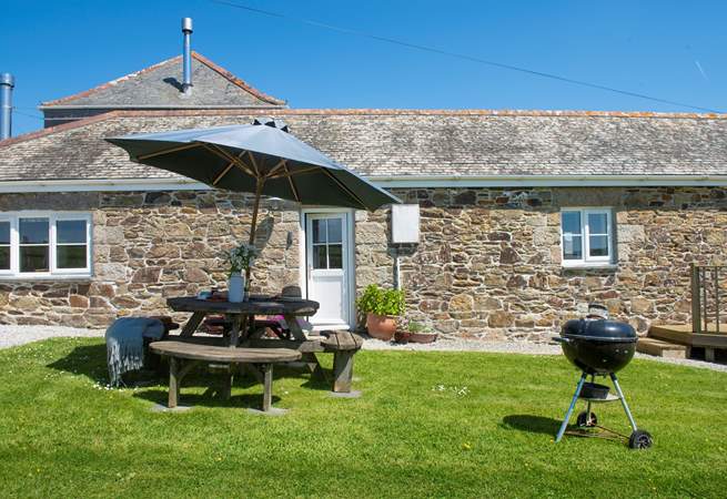 Enjoy lunch with a fabulous view. (The garden furniture is available Easter to October).