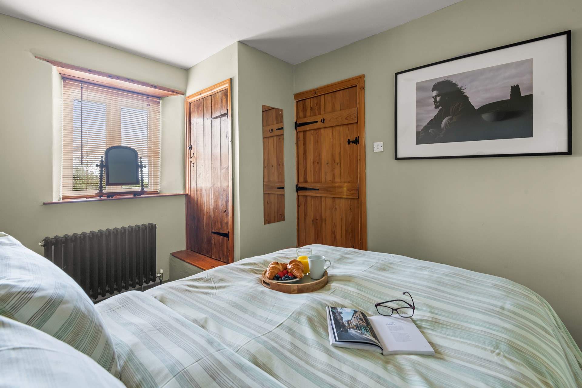 There's built-in storage for your holiday wardrobe.