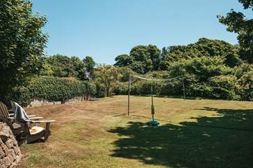 The large garden is just 10 yards from Pebble Cottage and has a badminton/volleyball net for fun and games (net available Easter to October).