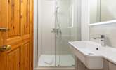 The lovely en suite shower-room for bedroom 1. - Thumbnail Image