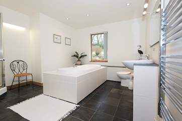 This is the perfect bath for a relaxing soak.