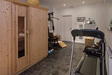 You can even keep fit with this gym equipment, followed by a session in the sauna before taking that well deserved power shower.
