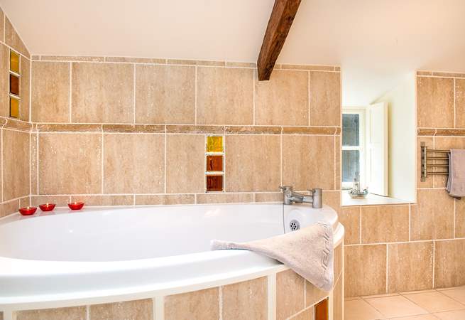 Why not run yourself a bath and relax... you are on holiday!